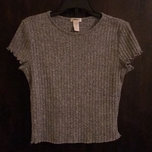 Short sleeve sweater shirt